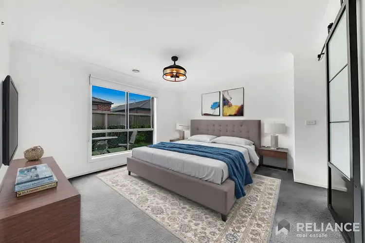 12 Wisdom Avenue, Truganina VIC 3029