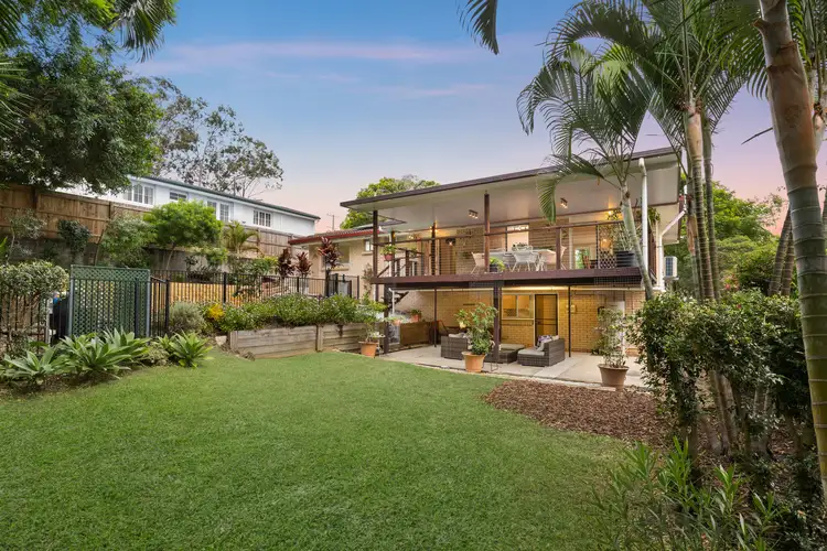 31 Marland Street, Kenmore QLD 4069
