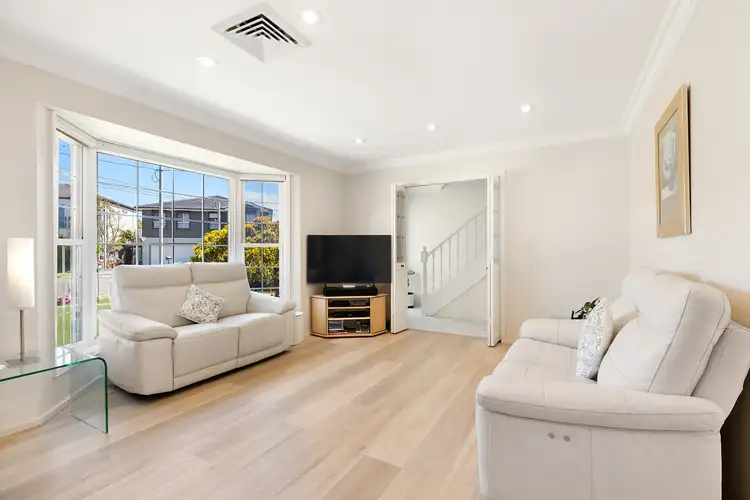 Fourth view of Homely house listing, 10 Marconi Place, Little Bay NSW 2036