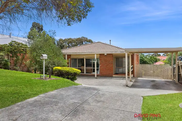 15 Rees Road