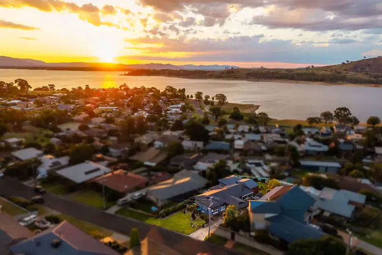 4 Craig Drive, Bellbridge VIC 3691