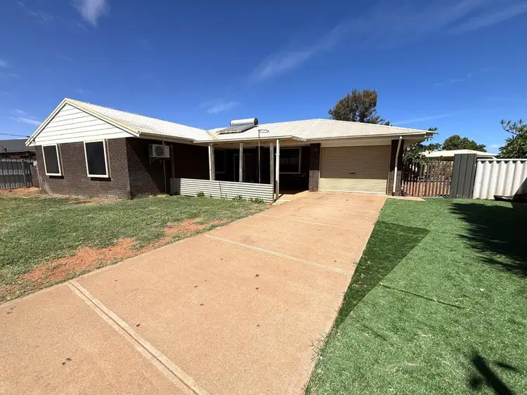 19 Meiklejohn Crescent