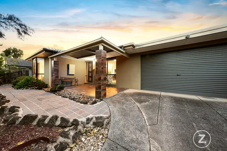 21 Forsyth Court, Cranbourne North VIC 3977