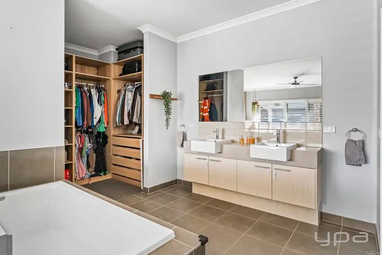 Sixth view of Homely house listing, 11 Focal Road, Werribee VIC 3030