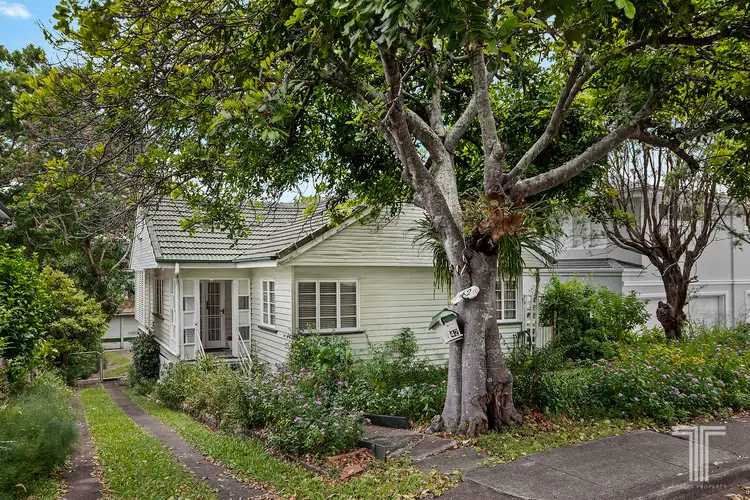 42 Walker Street, Coorparoo QLD 4151