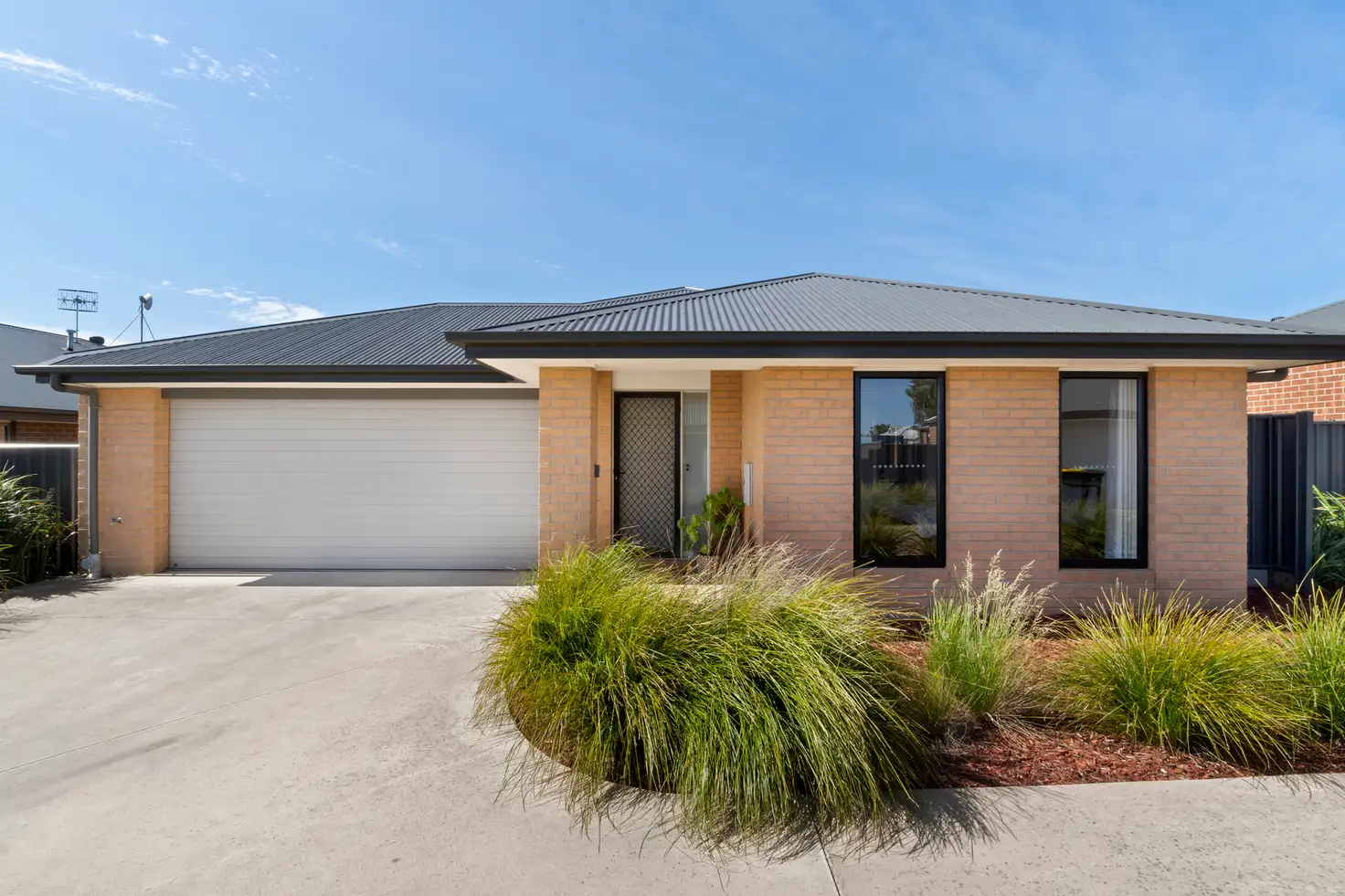 Main view of Homely unit listing, 72B Hart Street, Colac VIC 3250