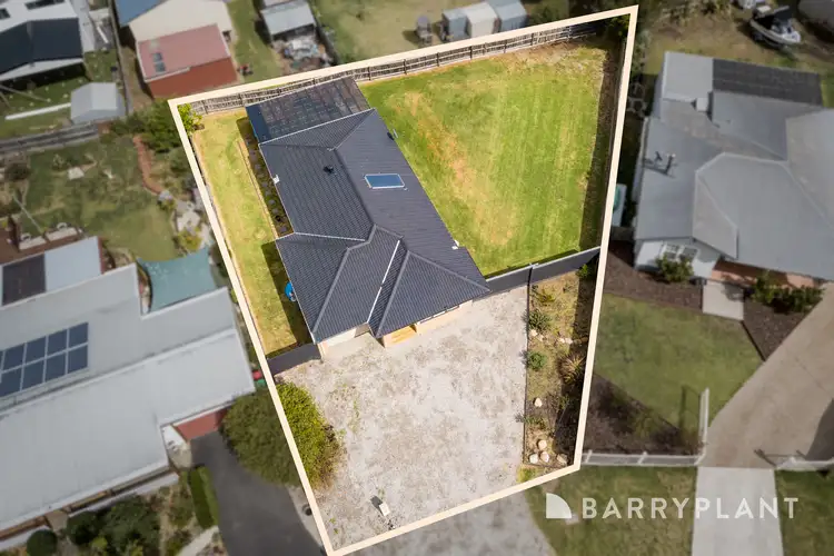 6 Loter Avenue, Pioneer Bay VIC 3984