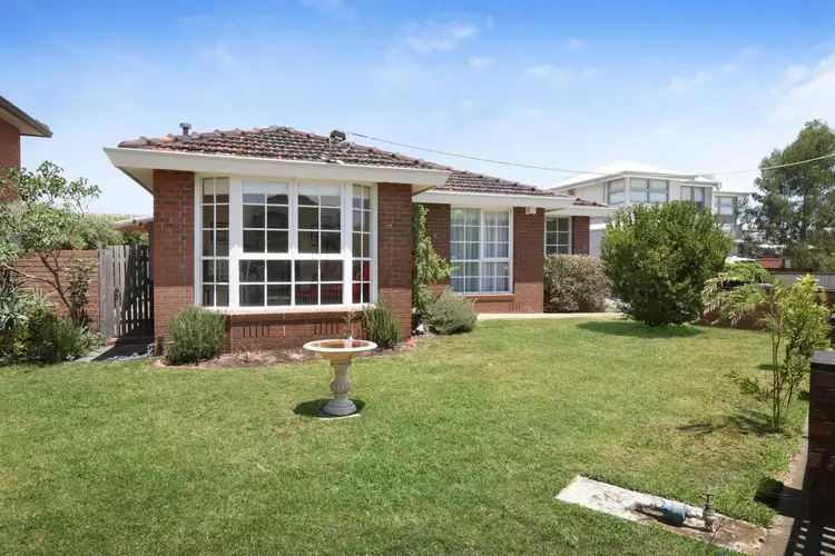 Main view of Homely unit listing, 1/180 Queen Street, Altona VIC 3018