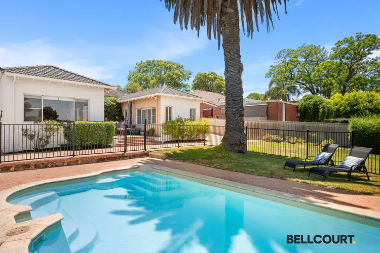 11 Monash Avenue