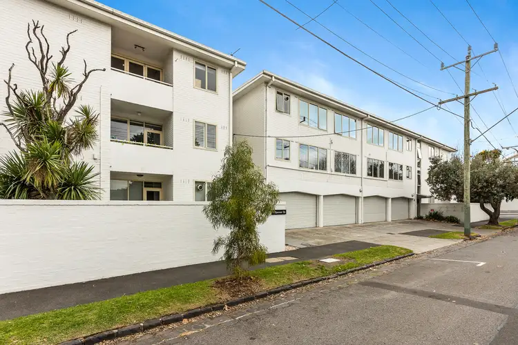 11/1-3 Spenser Street, St Kilda VIC 3182