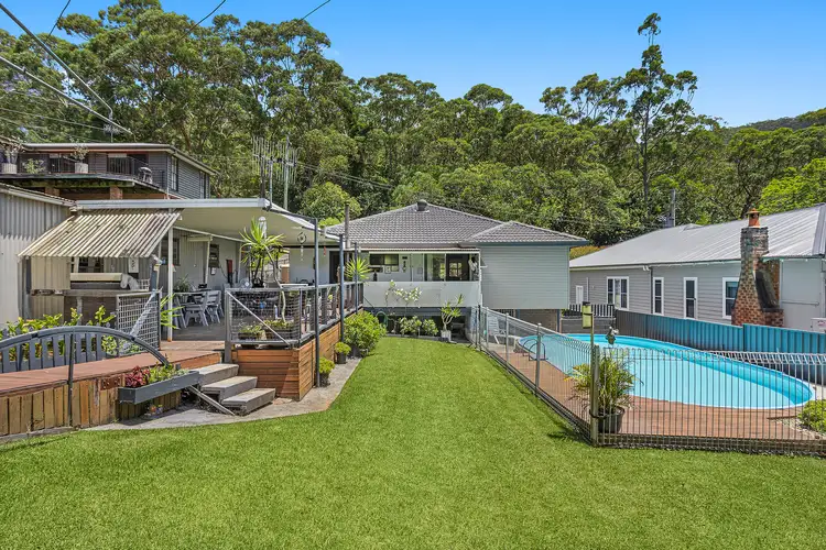Sixth view of Homely house listing, 17 Benjamin Road, Mount Kembla NSW 2526