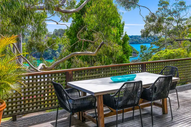 44 Central Avenue, Como NSW 2226