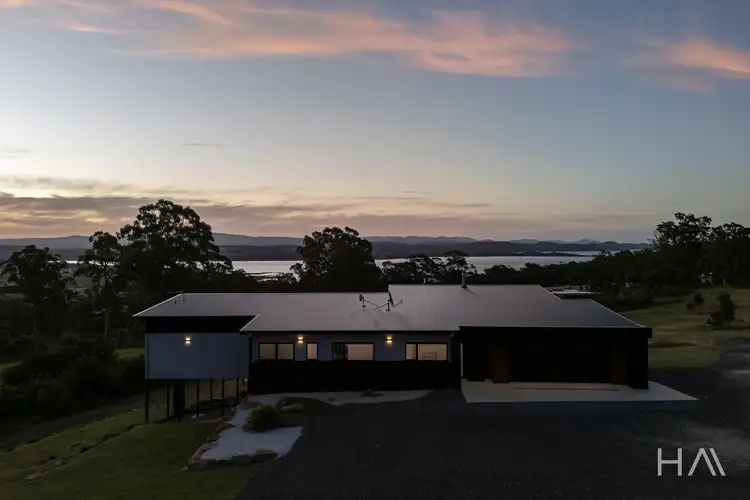 9 Atratus Rise, Swan Bay TAS 7252
