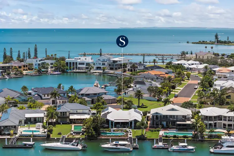 Second view of Homely house listing, 4 Marram Court, Raby Bay QLD 4163