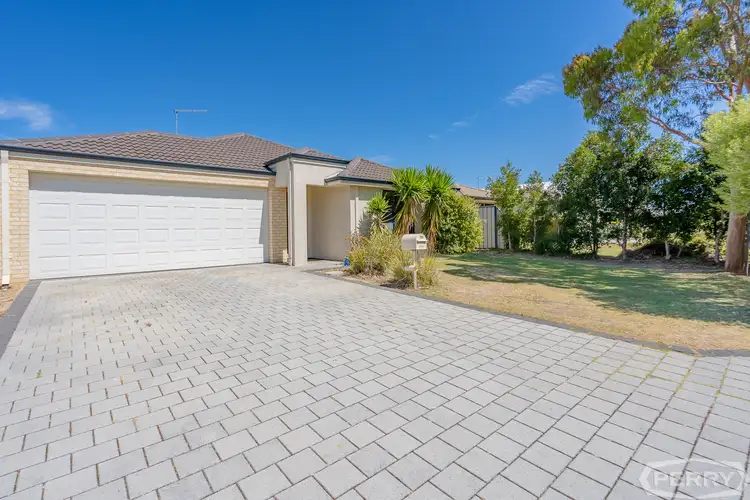 14 Longmeadow Vista, Meadow Springs WA 6210