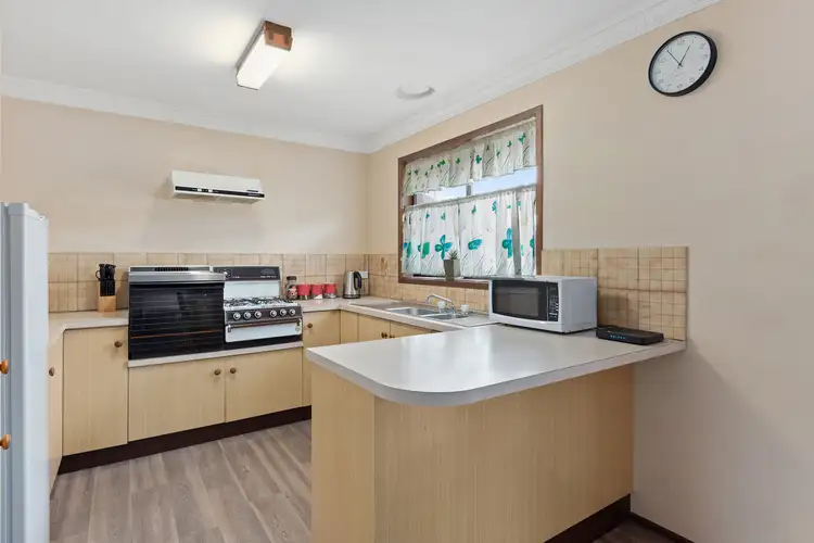 Fifth view of Homely unit listing, 2/19 Buckley Street, Long Gully VIC 3550