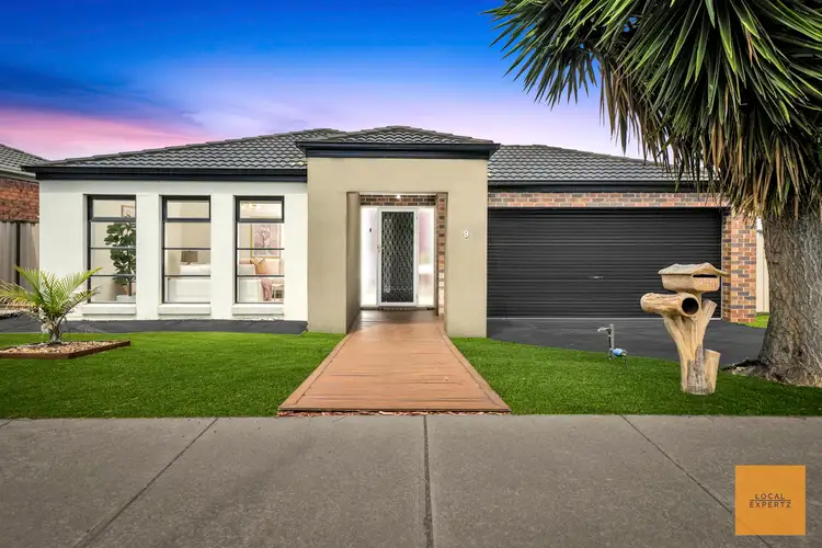 9 Ironbark Grove, Burnside Heights VIC 3023