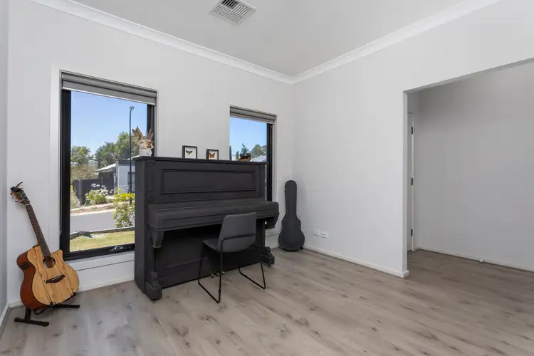 Second view of Homely house listing, 2 Clover Court, Mount Barker SA 5251