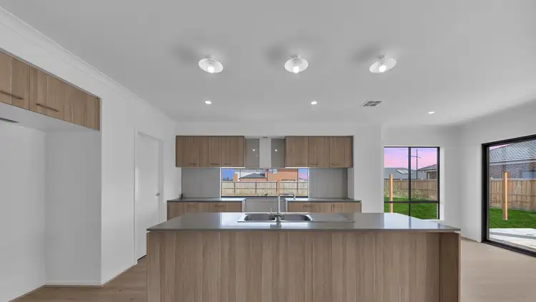 140 Sinclairs Road, Deanside VIC 3336