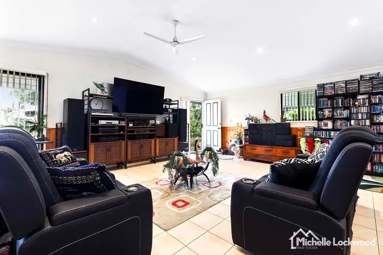 1 Bonnie Place, Craignish QLD 4655