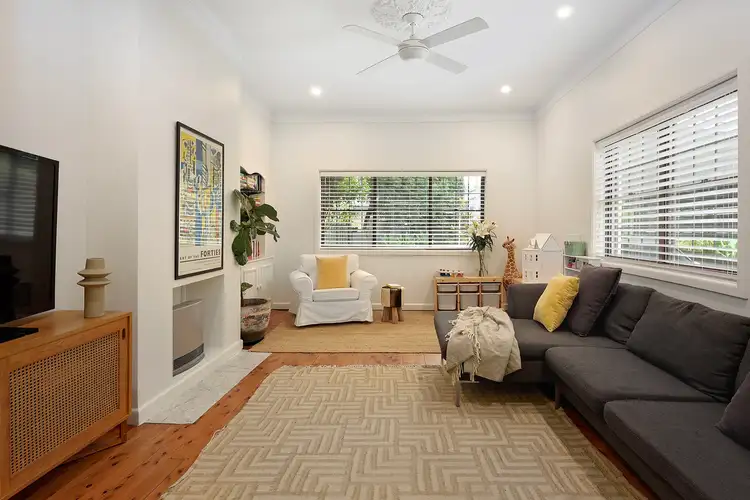 24 & 24a Angle Street