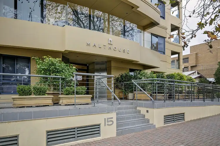 2/15 Dequetteville Terrace, Kent Town SA 5067