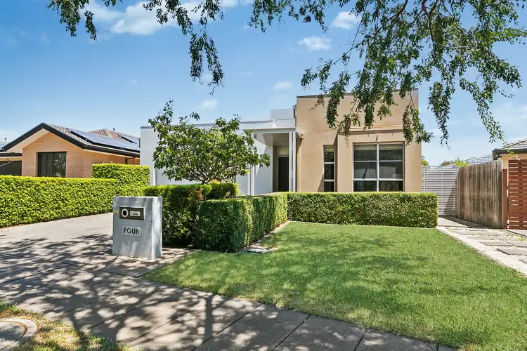 4 Burbie Street, Harrison ACT 2914