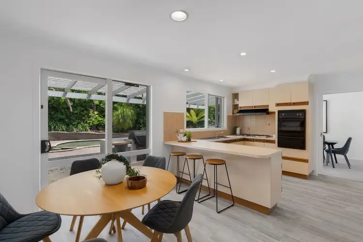 Fourth view of Homely house listing, 5 The Loch, Croydon Hills VIC 3136