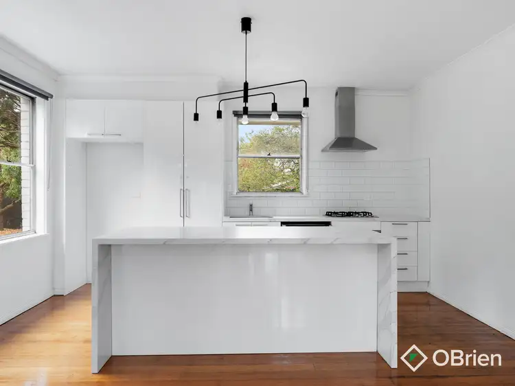 Second view of Homely house listing, 10 Aurea Court, Frankston North VIC 3200