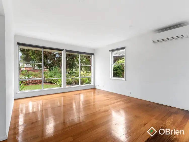 Fourth view of Homely house listing, 10 Aurea Court, Frankston North VIC 3200