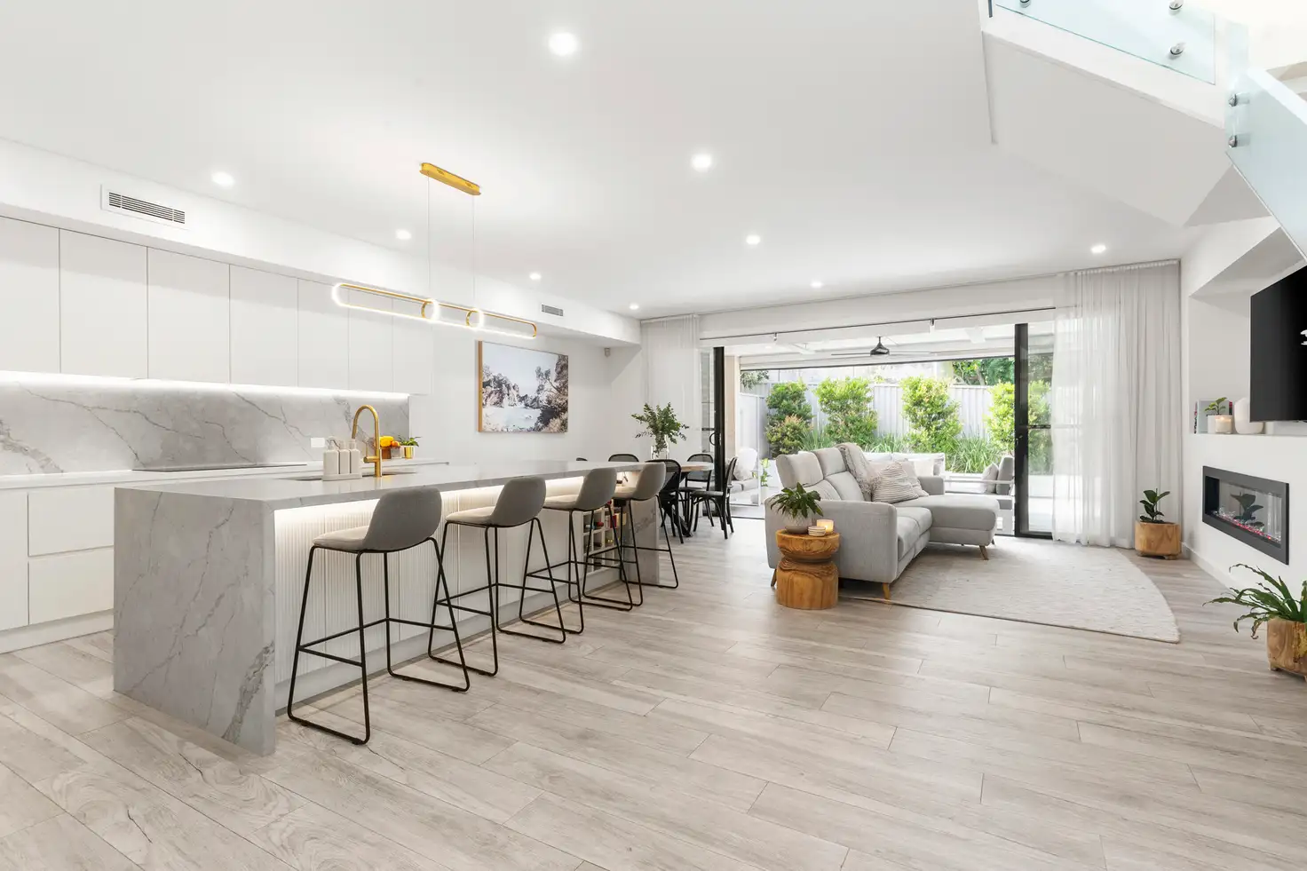 Main view of Homely house listing, 4/10 Winifred Avenue, Caringbah NSW 2229