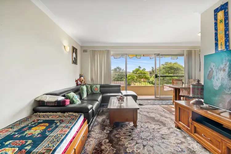 Second view of Homely unit listing, 2/6 Regent Street, Dee Why NSW 2099