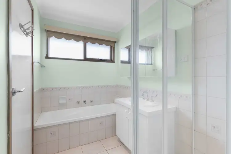 Sixth view of Homely house listing, 1 Terrye Court, Hillside VIC 3037