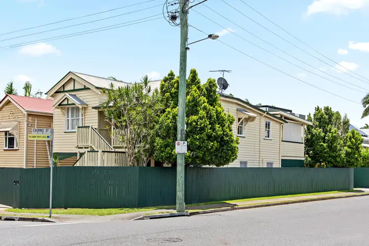 18 Cairns Street