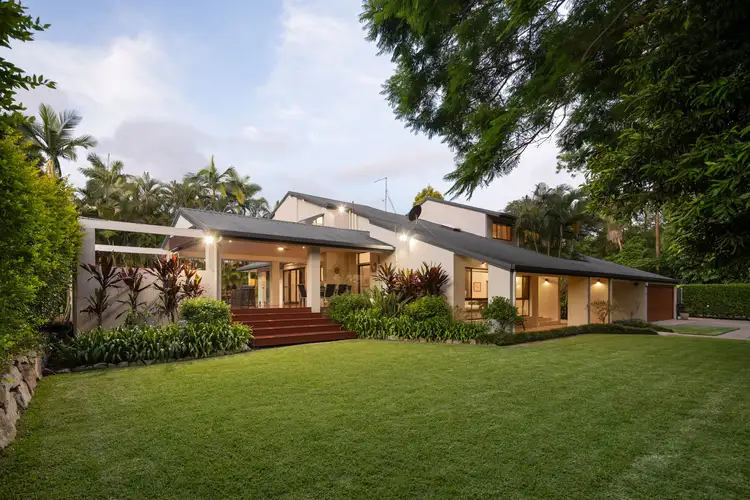 9 Fleming Road, Chapel Hill QLD 4069