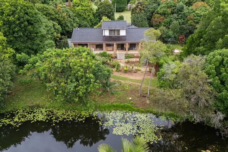 16 Faviell Drive, Bonville NSW 2450