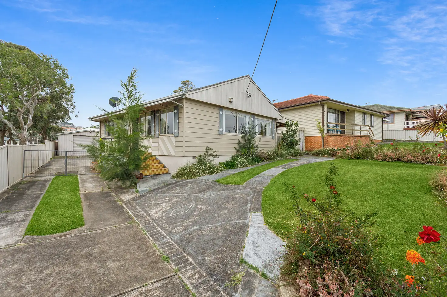 Main view of Homely house listing, 426 Northcliffe Drive, Berkeley NSW 2506