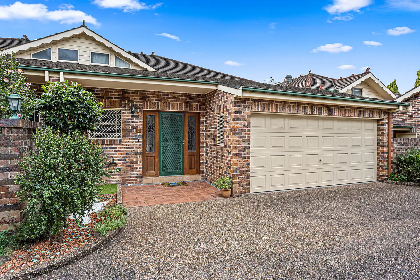 Main view of Homely townhouse listing, 2/10 Kembla Street, Balgownie NSW 2519