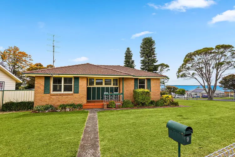 9 Inala Avenue, Koonawarra NSW 2530