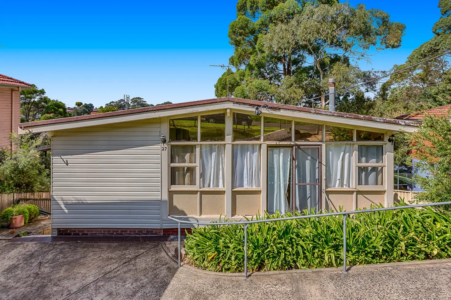 Main view of Homely house listing, 27 Iris Avenue, Coniston NSW 2500