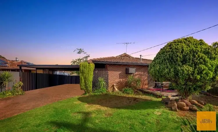 72 Hume Avenue, Melton South VIC 3338