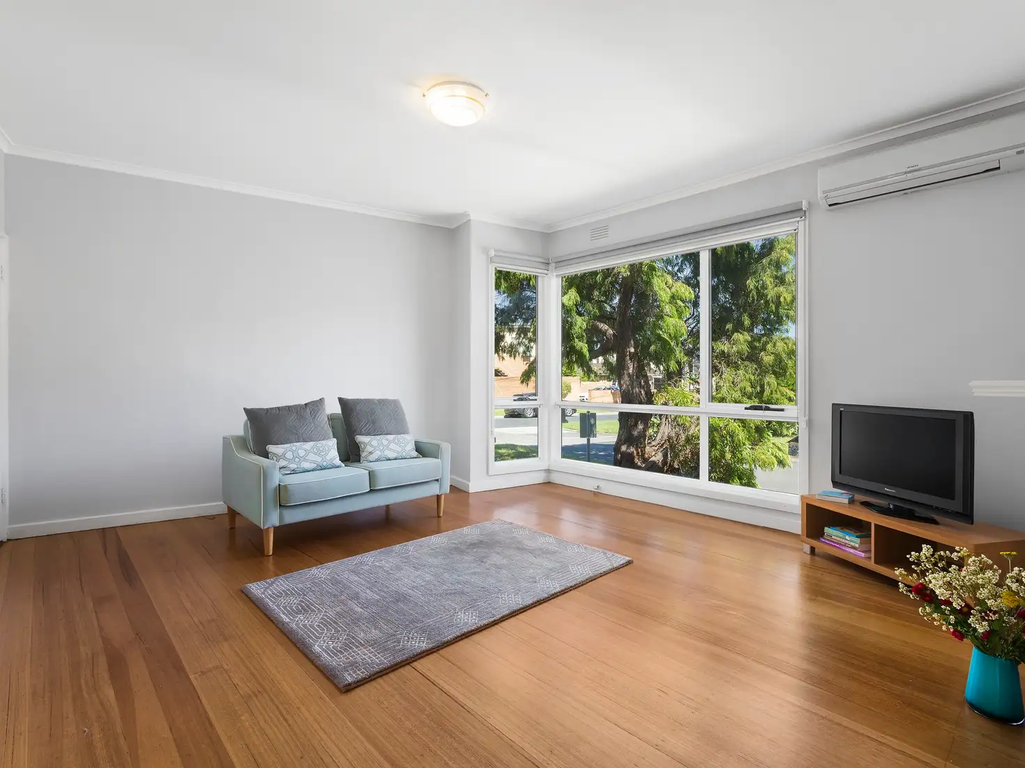 Main view of Homely unit listing, 9/5 James Street, Mordialloc VIC 3195