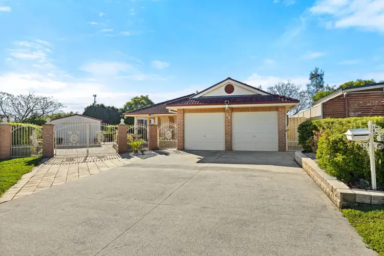 51 Burradoo Crescent, Nowra NSW 2541
