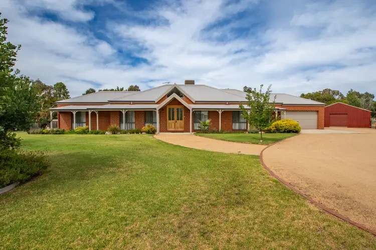 14-15 Fairway Close