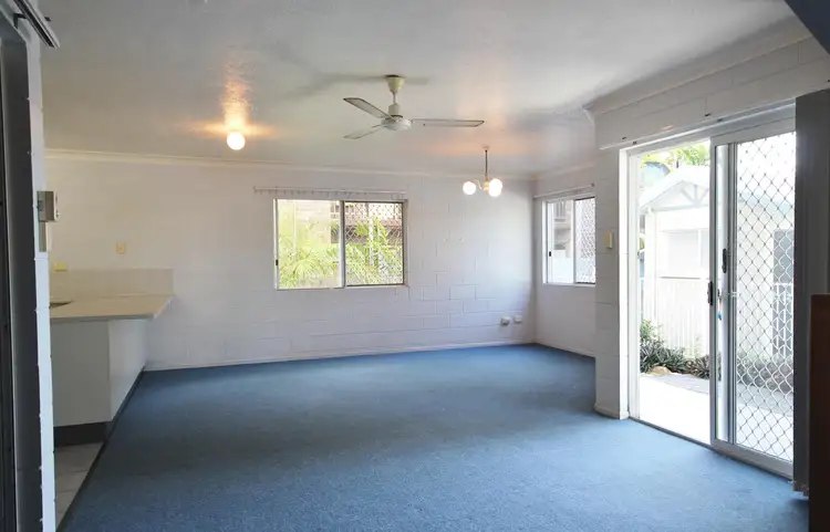 Fourth view of Homely unit listing, 2/12 Old Common Road, Belgian Gardens QLD 4810