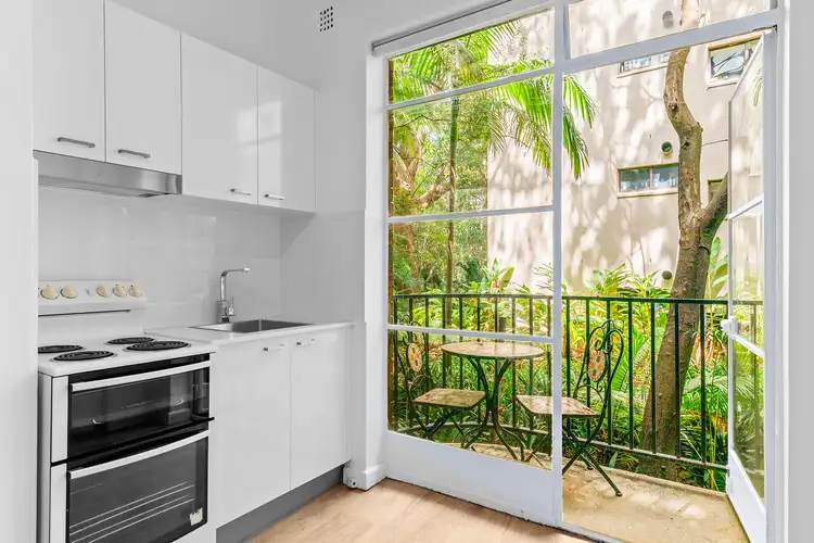 Second view of Homely studio listing, 5/7 St Neot Avenue, Potts Point NSW 2011