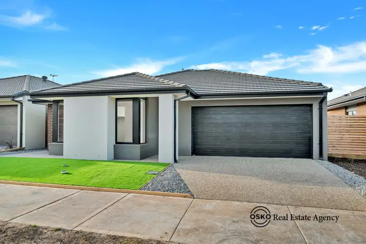 Second view of Homely house listing, 16 Rawson Circuit, Werribee VIC 3030