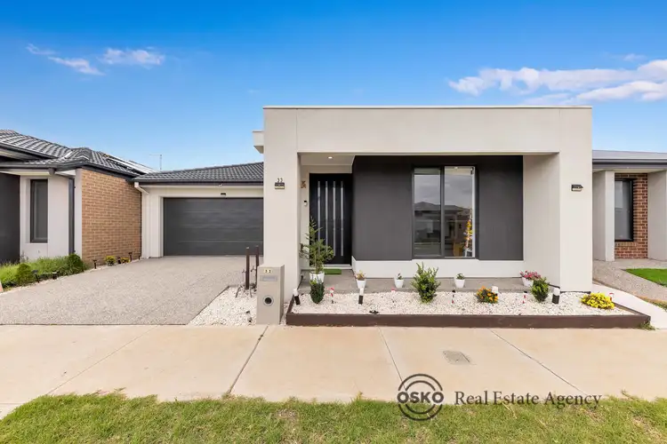 Second view of Homely house listing, 33 Callanish Street, Truganina VIC 3029