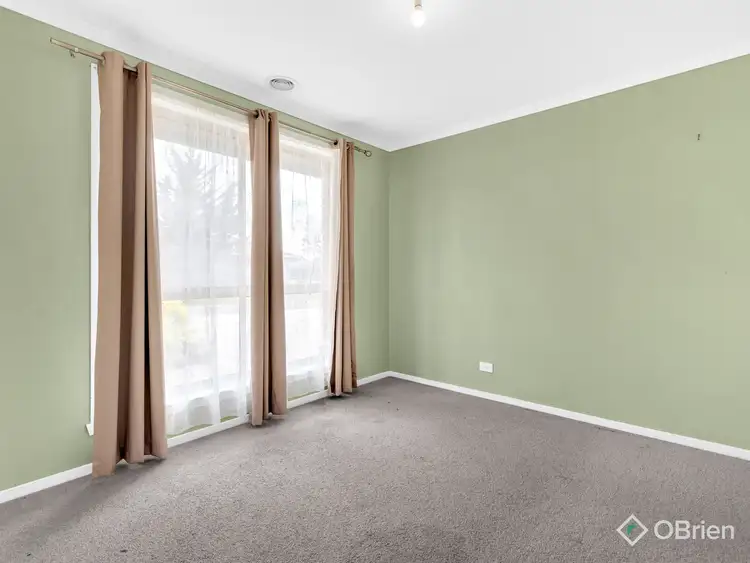Fifth view of Homely house listing, 28 Ganges Court, Werribee VIC 3030