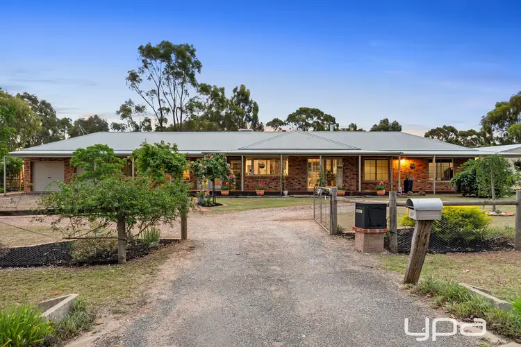 Third view of Homely house listing, 27 Hammond Circuit, Hopetoun Park VIC 3340